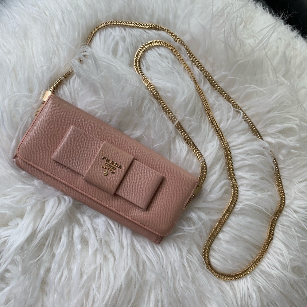 Prada Crossbody Saffiano wallet on chain